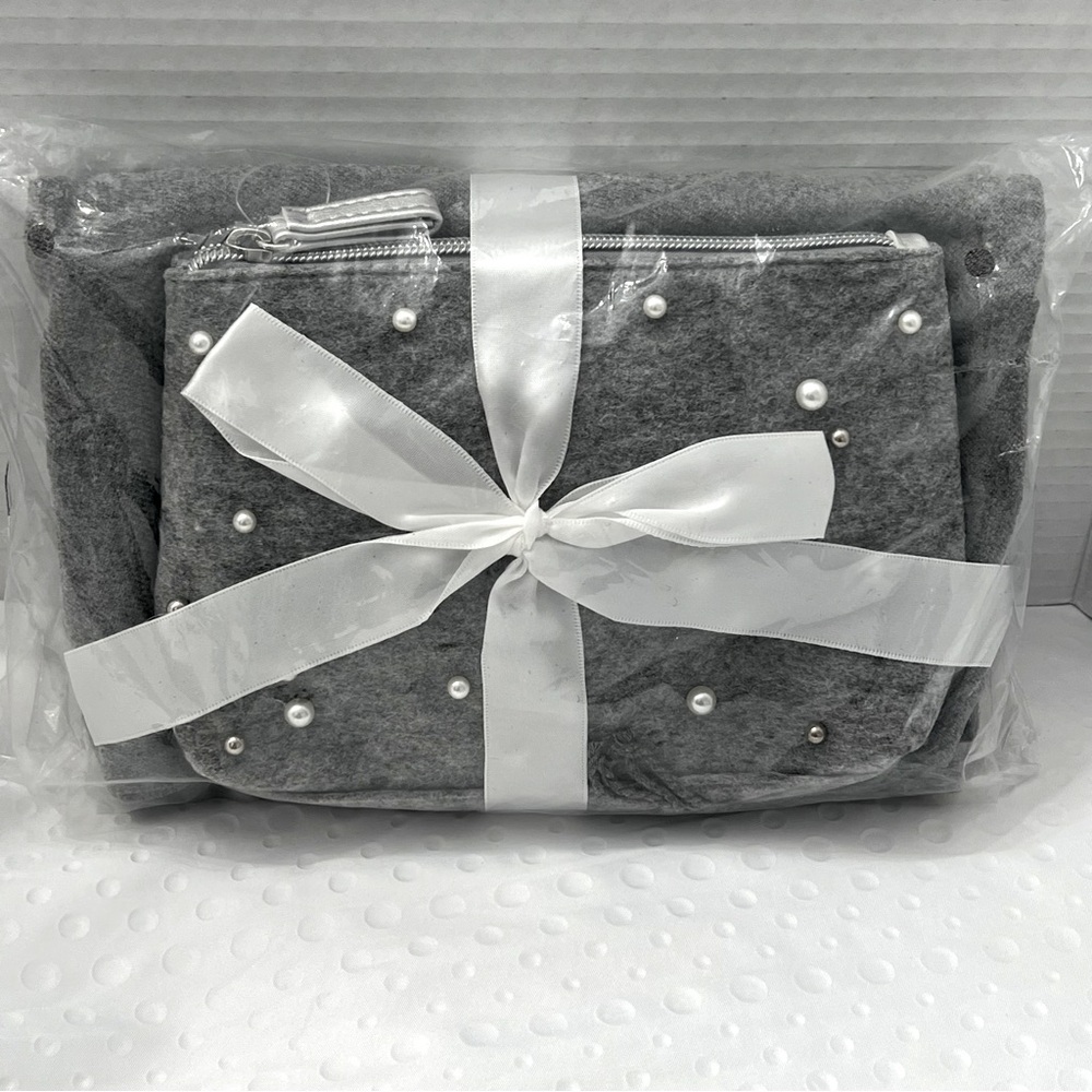 Women's Cosmetic Bag & Scarf Set, Heather Gray, Embellished and Prepackaged Wrap